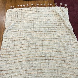 Cozy knit blanket pink and beige colored